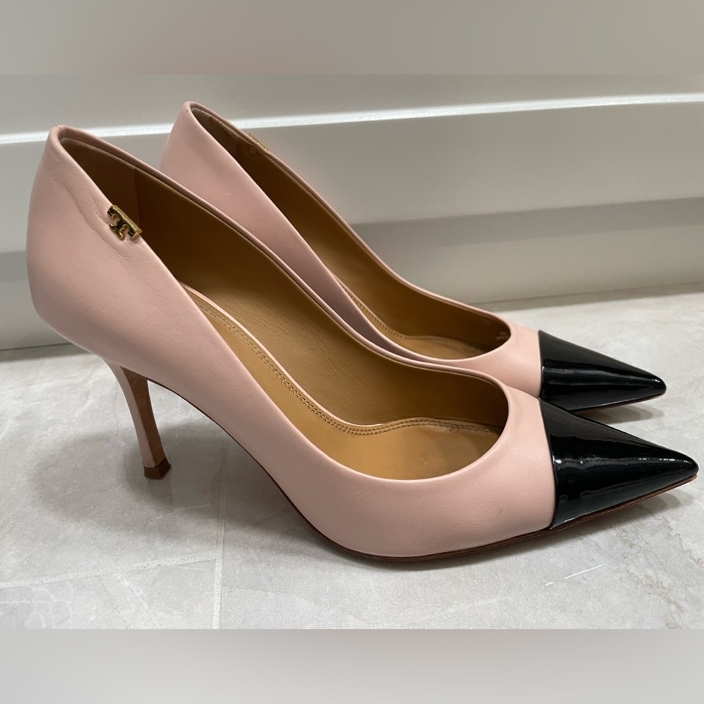 Tory Burch heels size 8.5 pink leather with black patent pointed cap toe